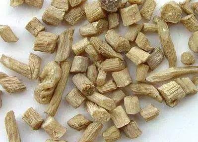 黃精的采收加工及作用